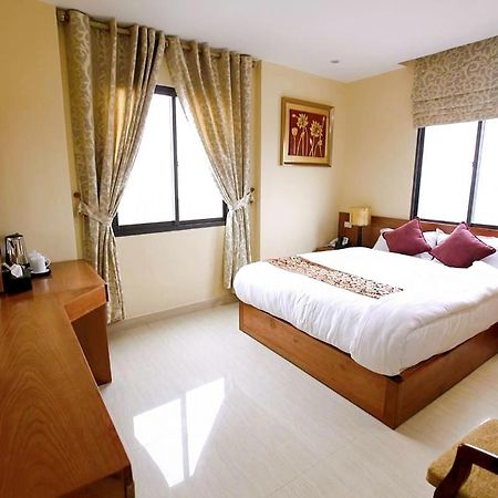 Hanoi B Hotel & Travel - 5 Mins Hoan Kiem Lake Extérieur photo