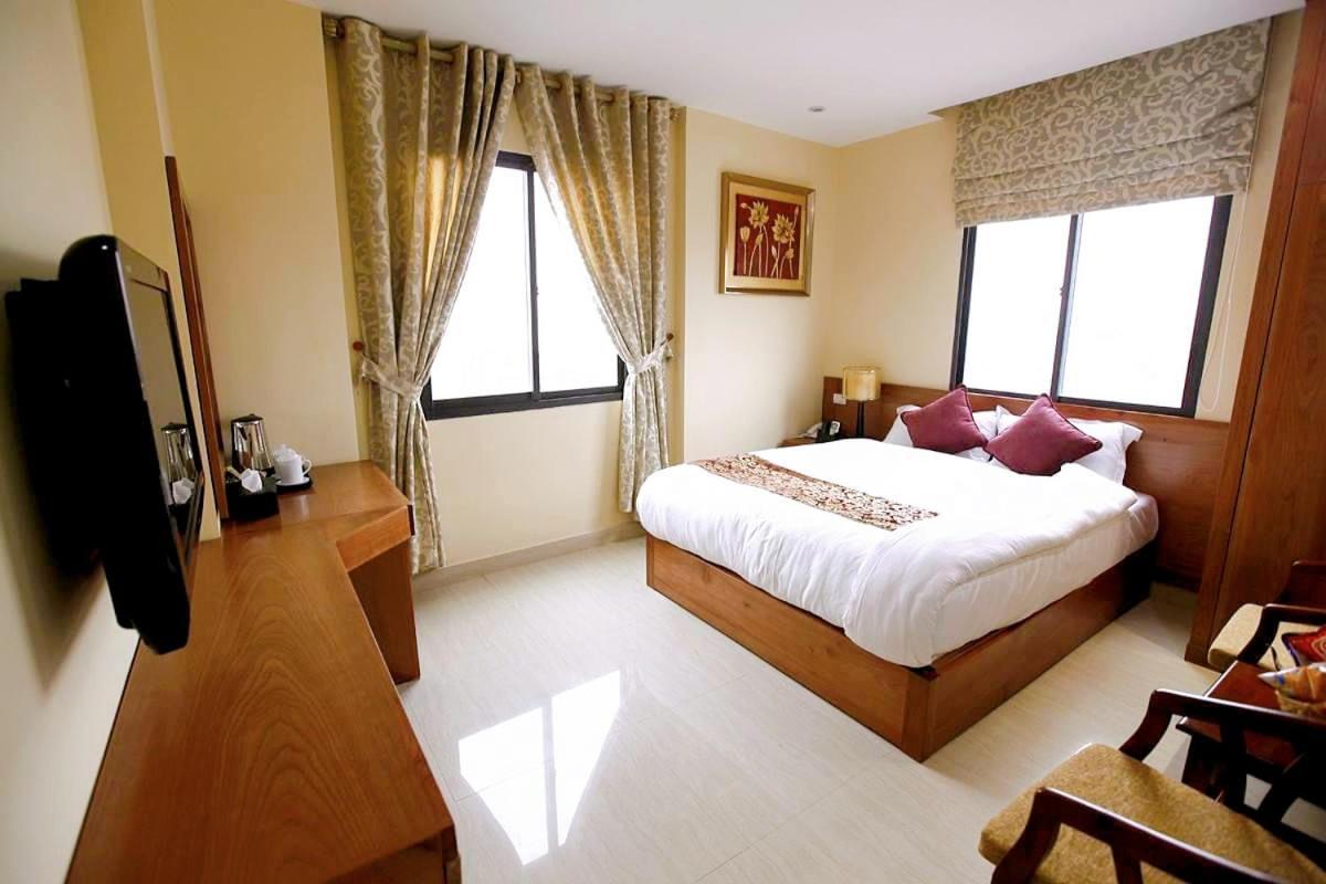 Hanoi B Hotel & Travel - 5 Mins Hoan Kiem Lake Extérieur photo