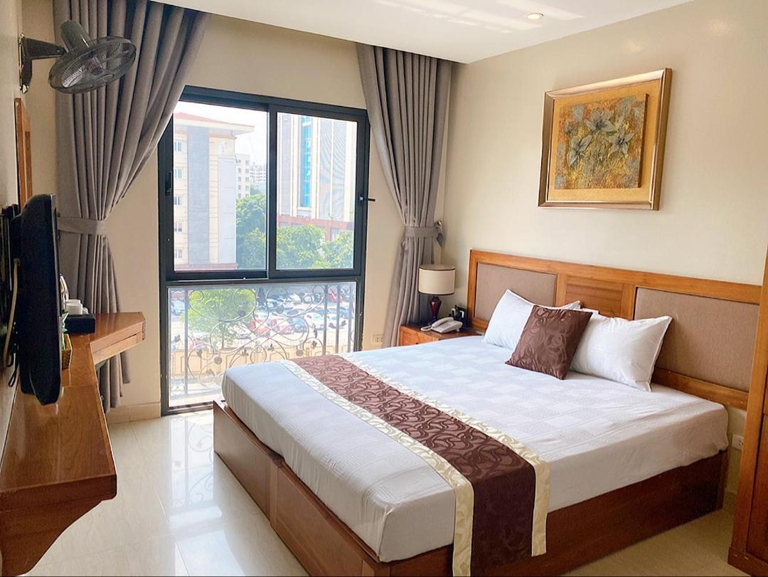Hanoi B Hotel & Travel - 5 Mins Hoan Kiem Lake Extérieur photo